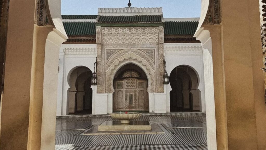 Excursión de 10 días desde Tánger a Fez vía Merzouga.